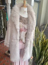Load image into Gallery viewer, Faux Fur Jacket // Vintage Cream