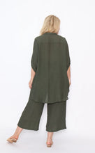 Load image into Gallery viewer, Lara Shirt // Moss
