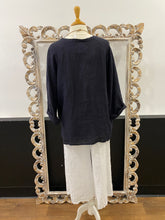 Load image into Gallery viewer, The Eva Top // Linen
