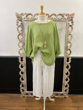 Load image into Gallery viewer, The Eva Top // Linen
