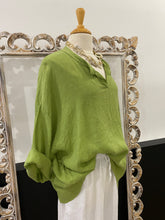 Load image into Gallery viewer, The Marlee Top // Linen
