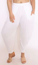 Load image into Gallery viewer, Harem Pant // White CV7774

